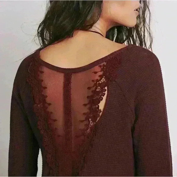 Anthropologie Women Free People Maroon Lace Hi Lo Waffle Thermal Top Medium GUC - Picture 3 of 15